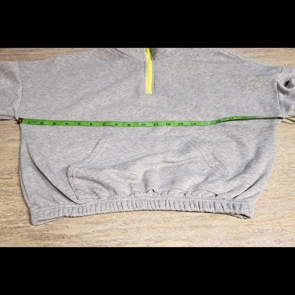 Stella Viva sweater crop top - Picture 7 of 9